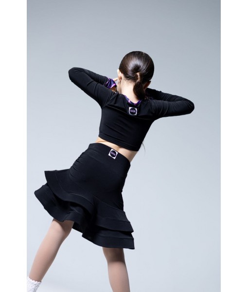 Топ з довгим рукавом через палець