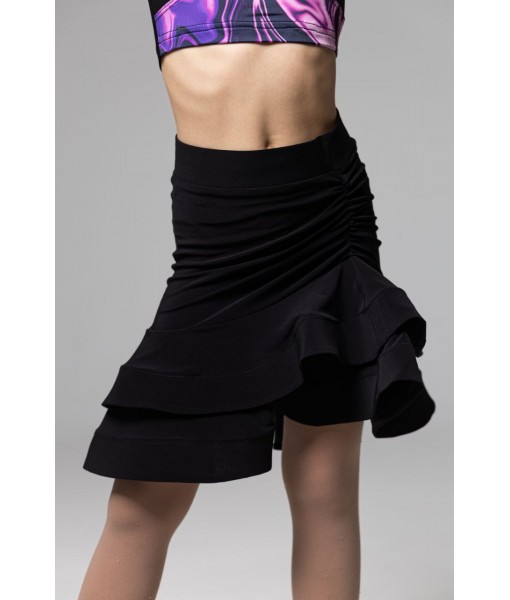 Спідниця з оборками та зі збіркою на боку