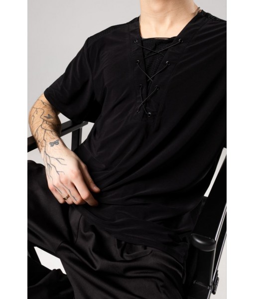 Футболка зі шнурівкою